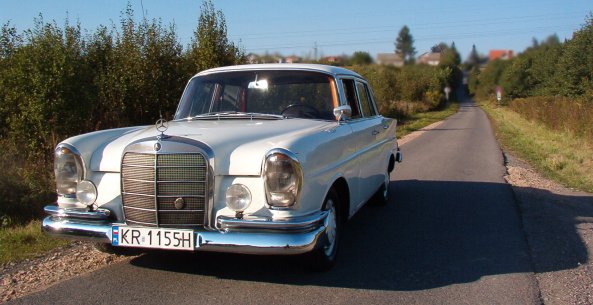 Mercedes Benz 220