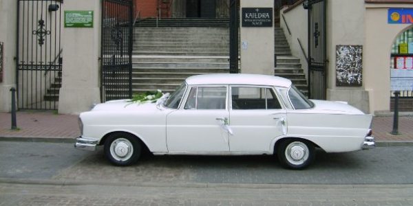 Mercedes Benz 220